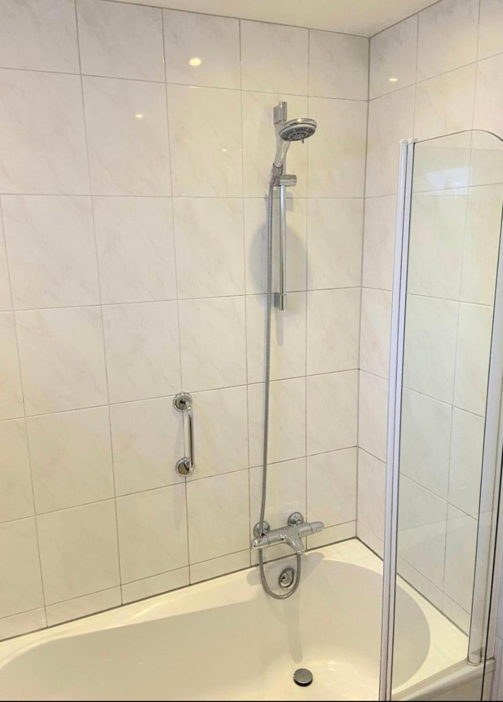 Huisje Britt Met Grote Tuin En Veel Privacy Dirkshorn Kültér fotó